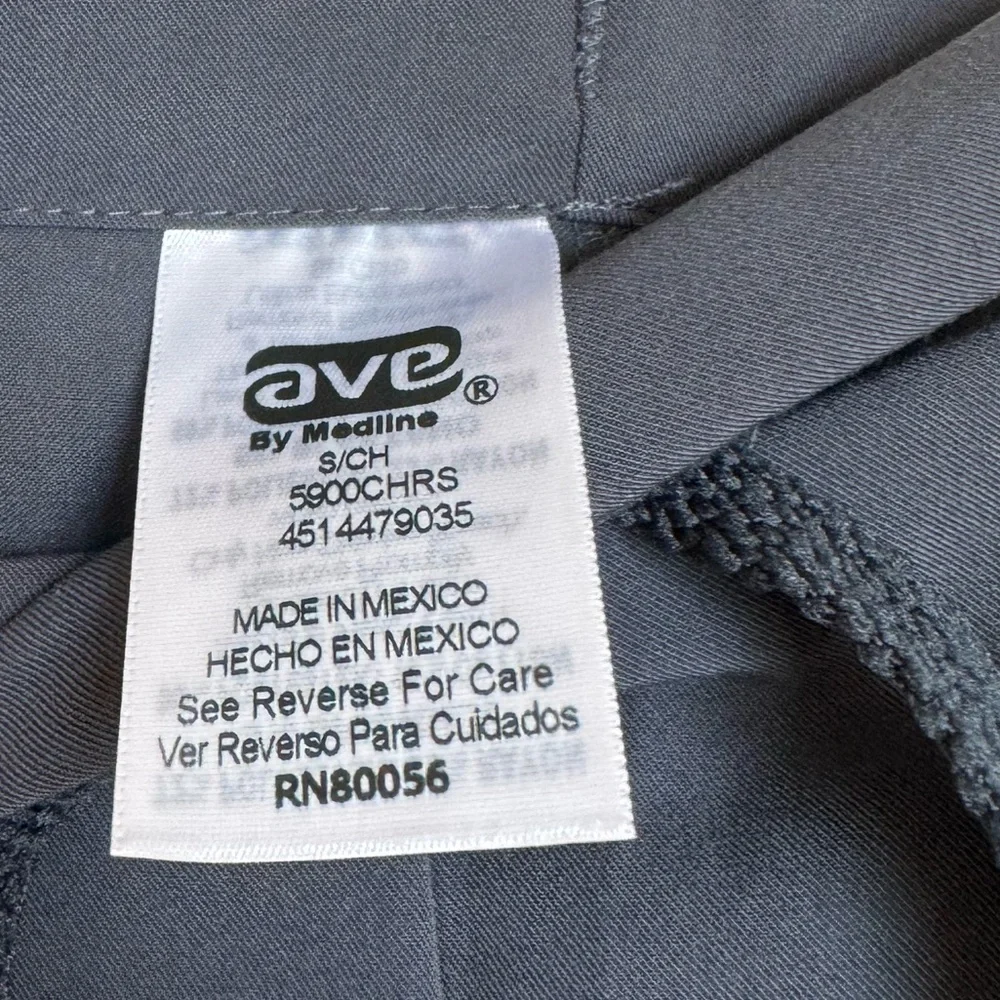 NWOT AVE womens dark charcoal scrub set - Picture 8 of 8